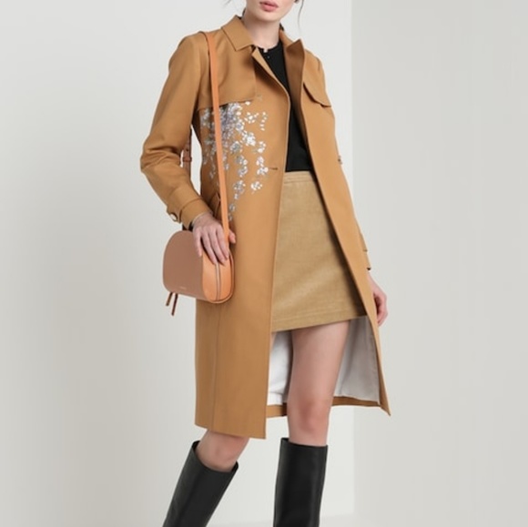 🚫SOLD🚫NWT TED BAKER EMBROIDERED TRENCH COAT - Picture 2 of 8